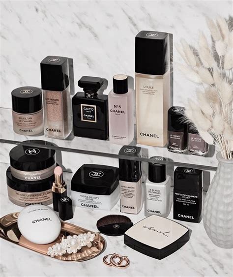 chanel strümpfe|Chanel beauty products.